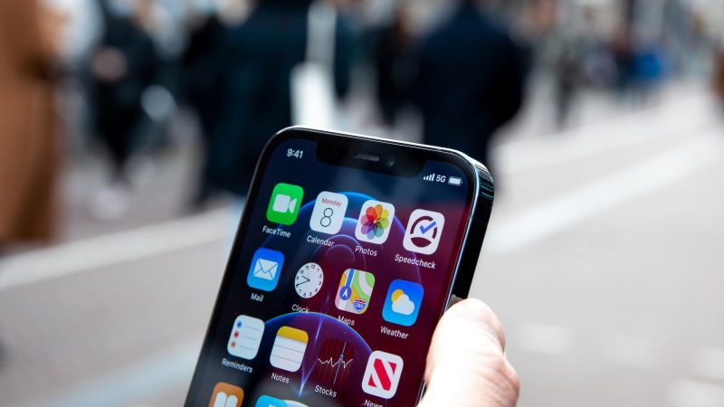 10 Tricks for Customizing Your Mobile Device’s Home Screen